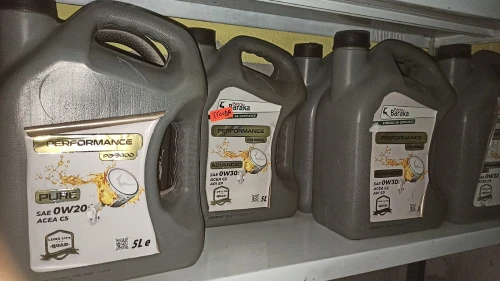 Accessoires auto et huile de voiture liquidation