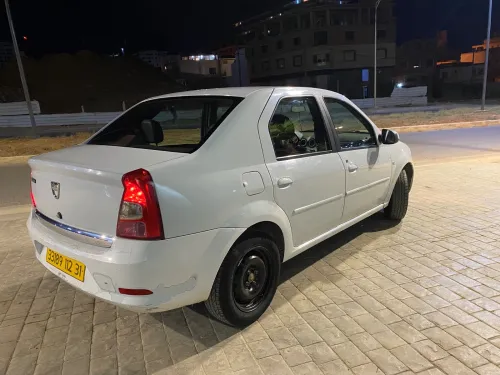 Dacia Logan 2012 