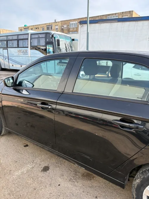 Peugeot 301 2013 