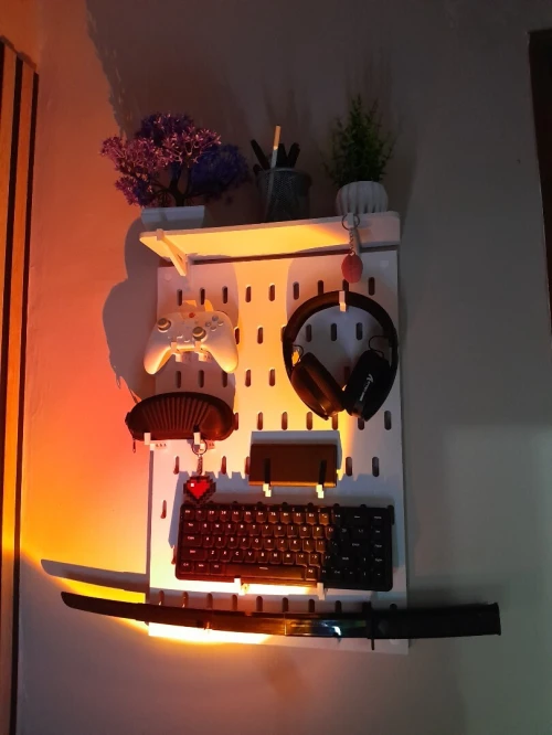Pegboard ( setup organizer )