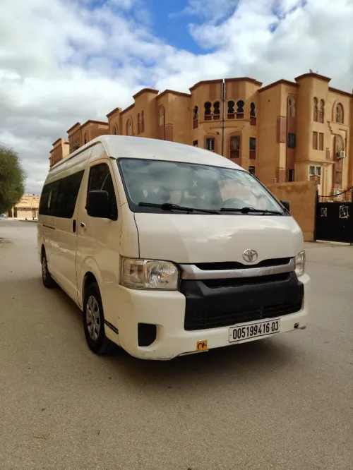 Toyota Hiace 2016 