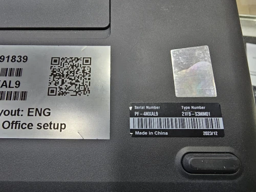 -VENDU- THINKPAD P16 GEN 2 Workstation i7-13850HX RTX A1000 ADA 6G GDDR6 32G/1T SSD 165Hz