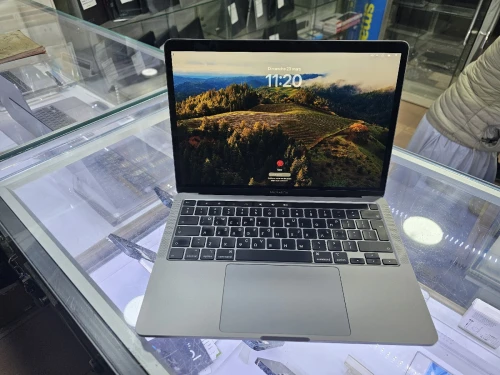 VENDU- Macbook Pro i5-2020 (13,3 inch , 2020) Touchbar 16G/1T