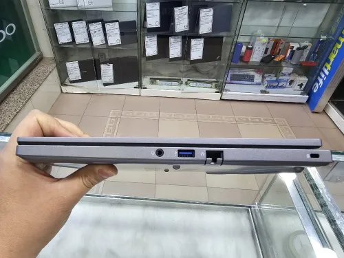 ACER TravelMate P2 16 i5 13eme 16" 8G/512SSD