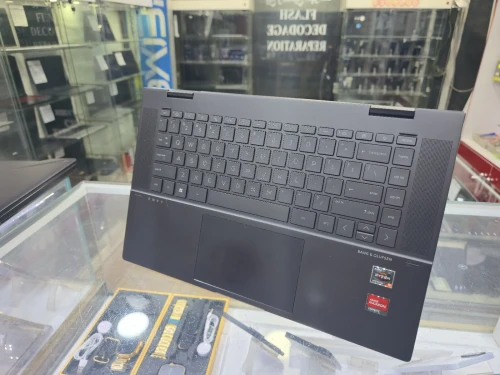 -VENDU- HP Envy X360 2-in-1 TACTILE Ryzen 5 5625U 16G / 512G SSD