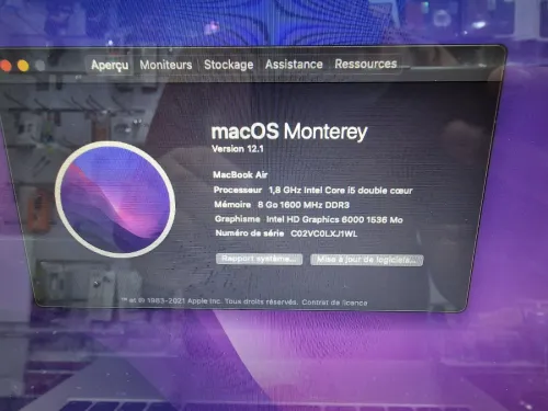 Macbook Air (13 inch , 2017, i5)