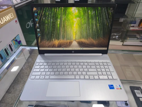 -VENDU- HP Laptop 15s i5 12eme 16G/512G