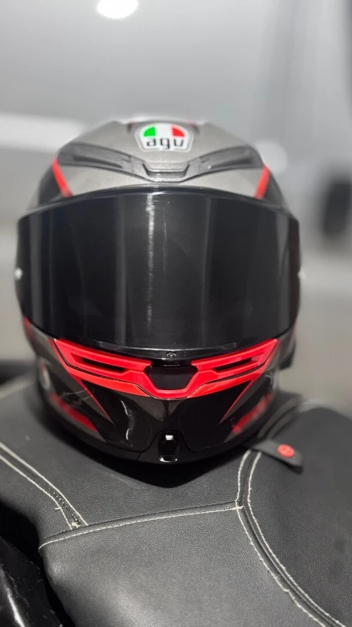 Casque agv k6s