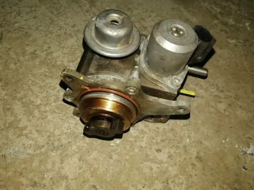 Pompe HP 1.6 thp