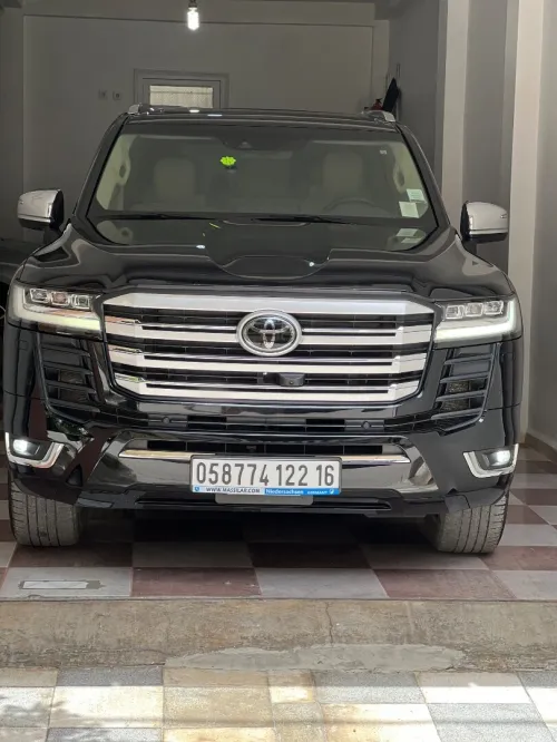 Toyota Land Cruiser  2022 Vx-R