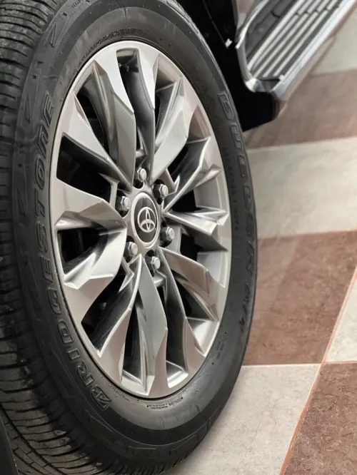 Toyota Land Cruiser  2022 Vx-R