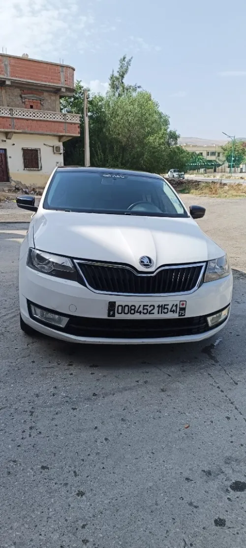 Skoda Rapid 2015 Ambition