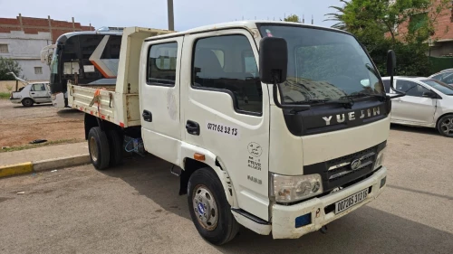 Yuejin Double cabine 2013