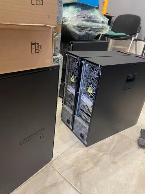 Lenovo C30 Workstation