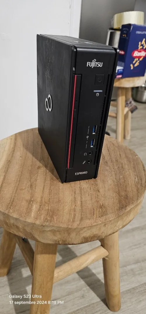 Fujitsu Esprimo Q956 mini pc / cpu G4400T
