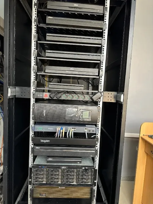 Installation réseaux informatiques et téléphoniques
