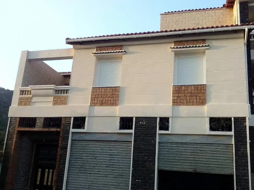 Monocouche facades 