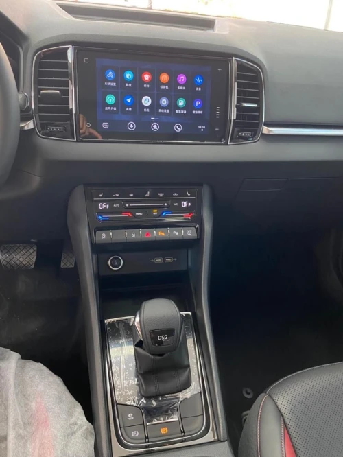 Skoda Karoq 2025 Luxury