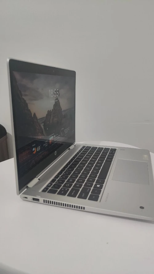 Hp probook x360 13.3 Ryzen 5 5600 16gb ram 256 ssd