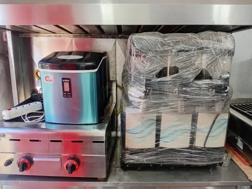 Plusieurs machines à café