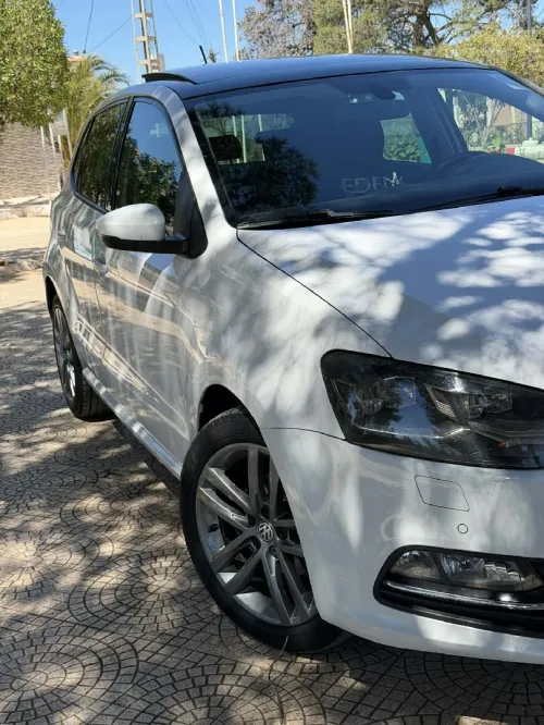 Volkswagen Polo 2016 