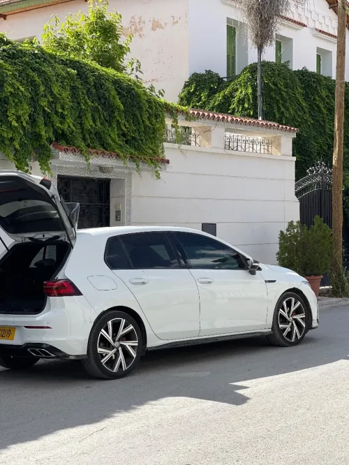 Volkswagen Golf 8 2021 R-Line