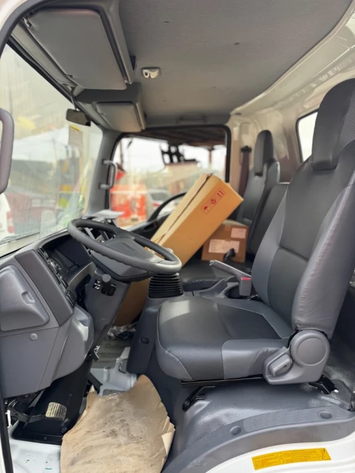Isuzu Npr71 2026