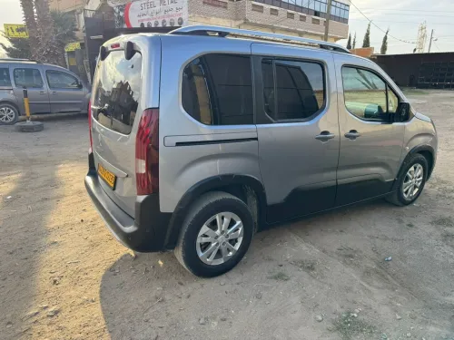 Peugeot Rifter 2021 Alour