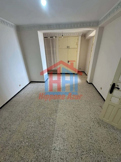 Location Appartement Niveau de villa F4 Annaba Annaba