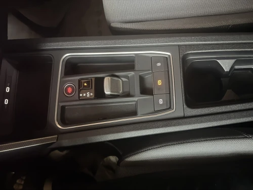 Seat SEAT LEON 1.5 2025 eTSI Hybrid 115 DSG7 Business