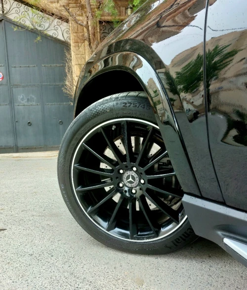 GLE 300 SUV 7 place 2025