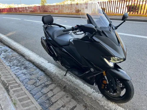 Yamaha TMAX 560 2021