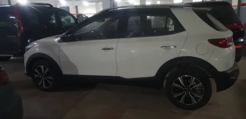 Kia KX1 2025 Black roof