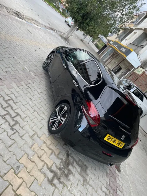 Peugeot 208 2018 GT Line