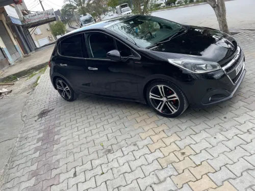 Peugeot 208 2018 GT Line