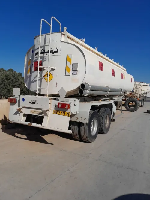 TUNICOM Comet 27000 citerne carburant citerne carburant gasoil TUNICOM 2013