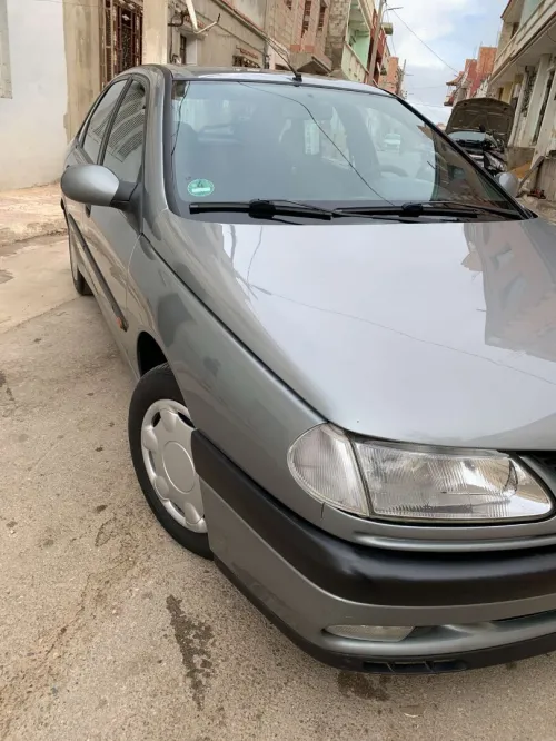 Renault Laguna 1 1996 Laguna 1