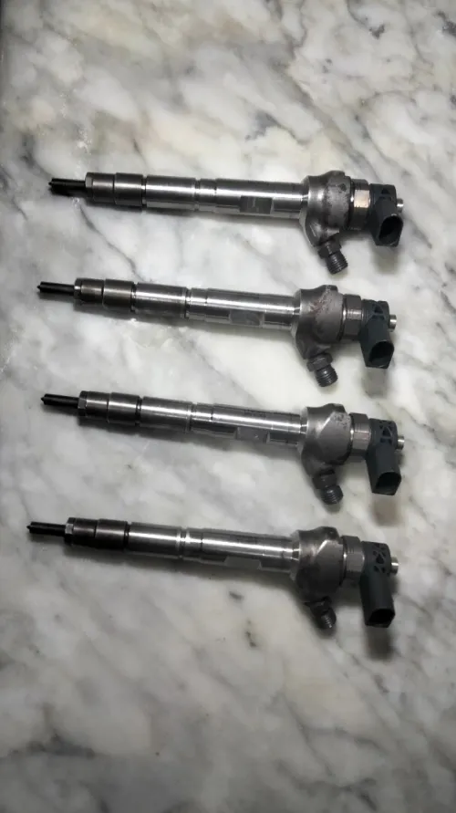 4 INJECTEUR A VENDRE