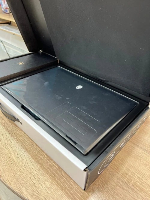 Alienware Ultra 9/32/1tb rtx 4060 prix 370000
