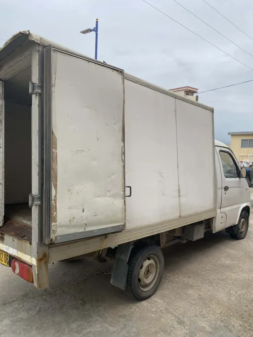 DFSK Mini Frigo 2012 2m30