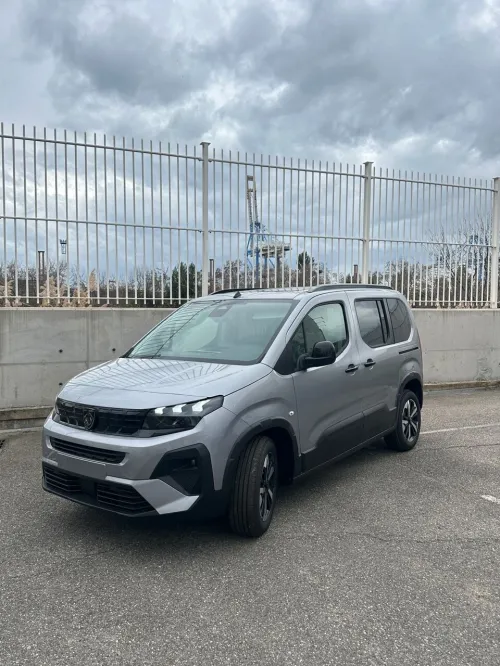 Peugeot Rifter 2026 GT 2