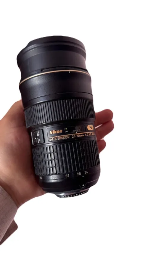 Nikon 24-70 F2.8