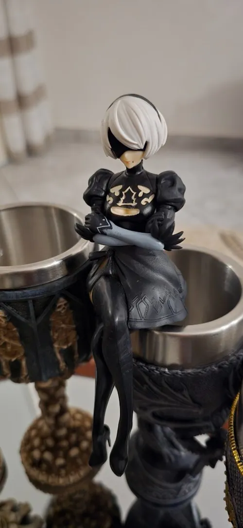 Des figurine et tasses