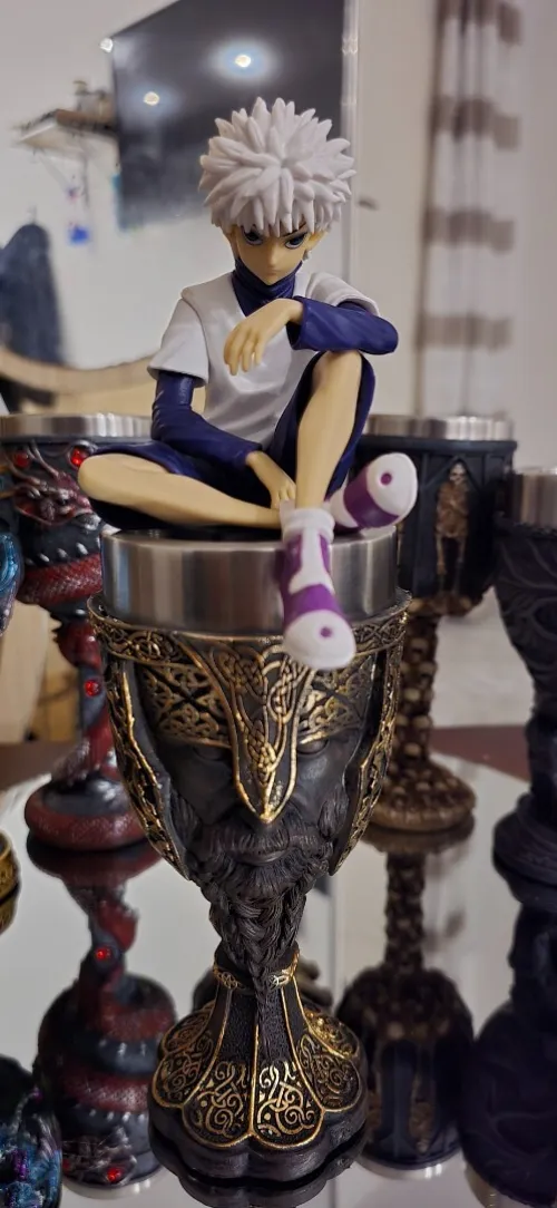 Des figurine et tasses
