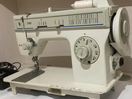Machine a coudre ماكنة خياطة