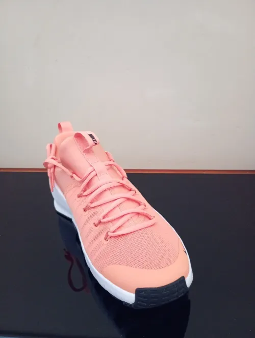 Basquette NIKE FREE