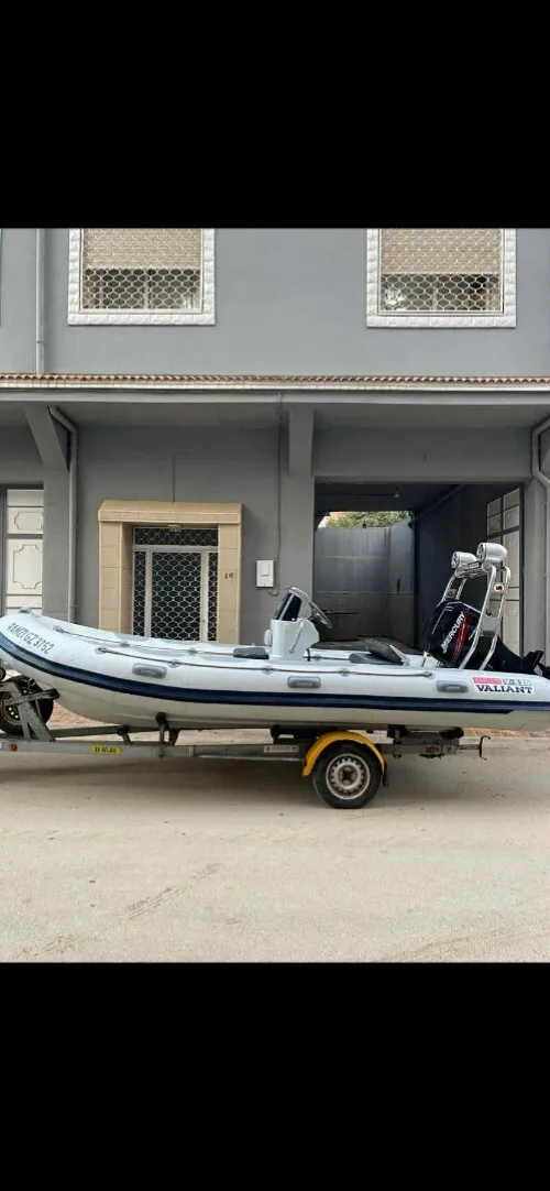 Semi rigide valiant 520 avec mercure 60
