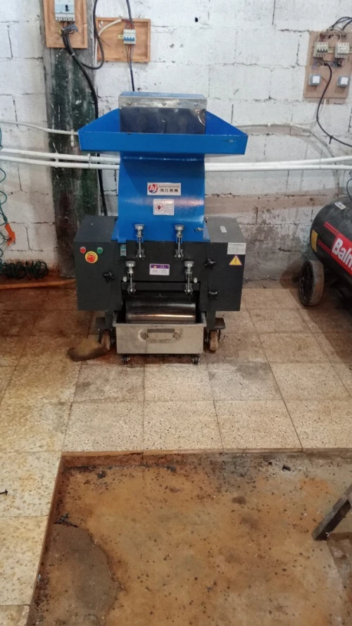 Machine injection plastique injection plastique