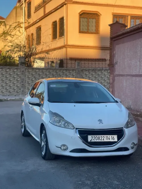 Peugeot 208 2014 Allure