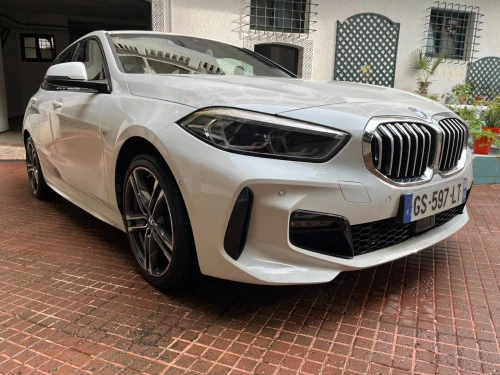 BMW Série 1 2023 M performance